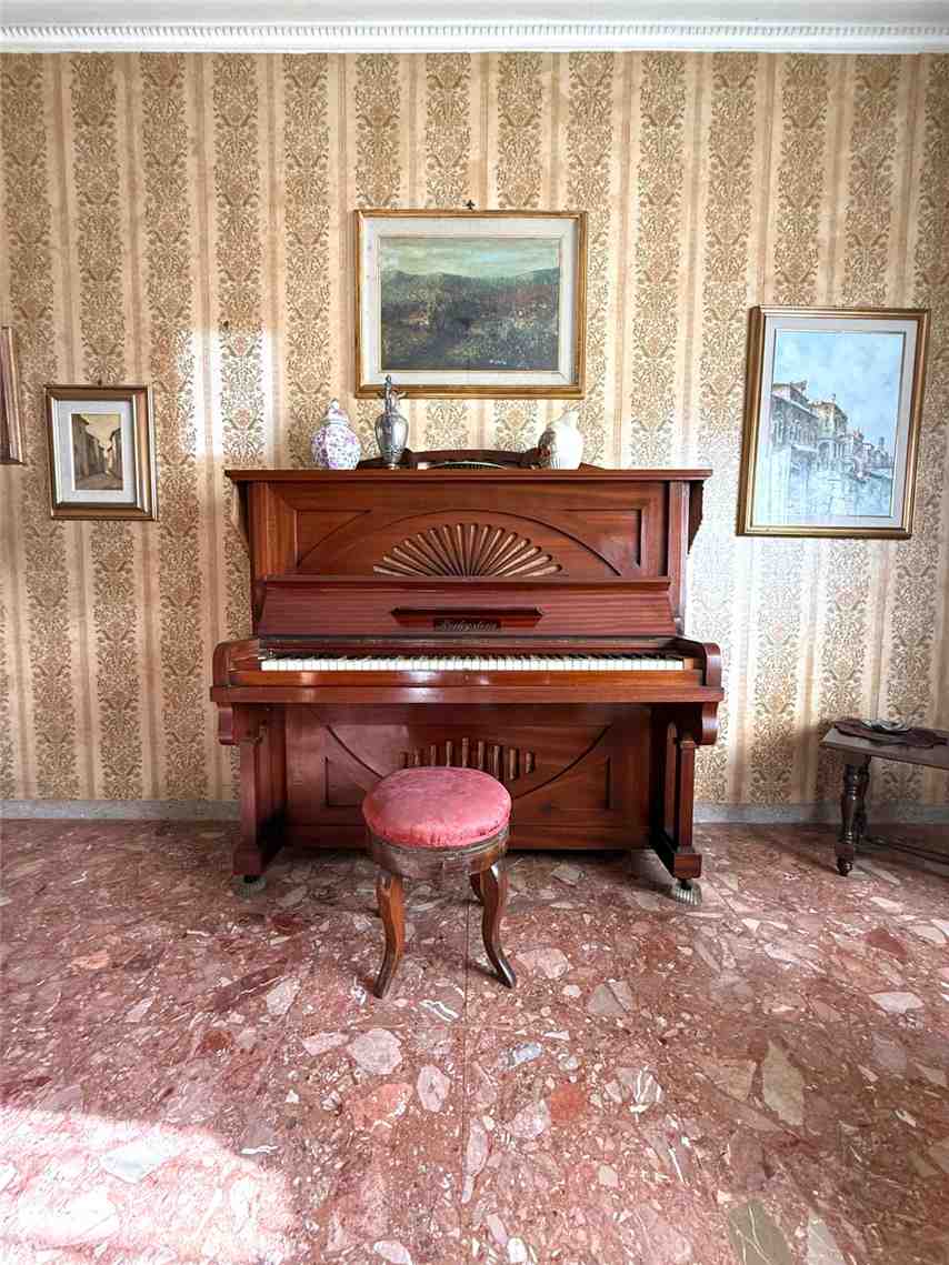 Venta Villa bifamiliar Lucca  #270 n.3