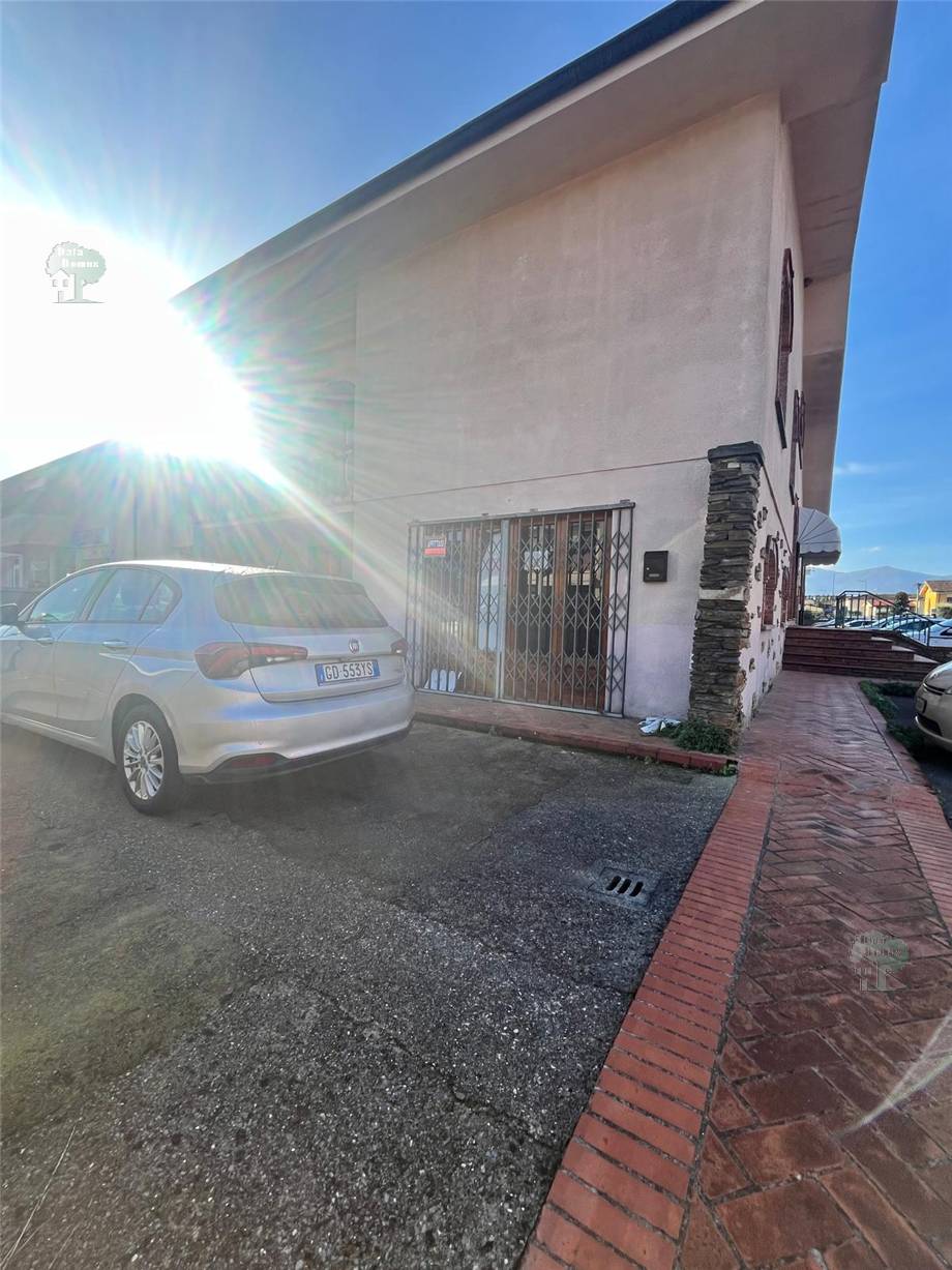 To rent Storage Capannori  #298 n.4