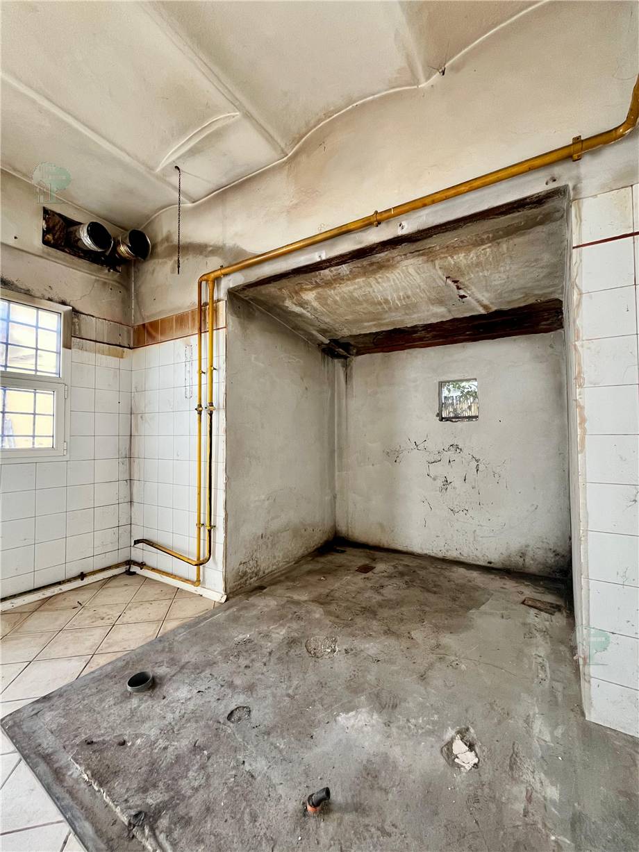 For sale Business premises Lucca Borgo Giannotti #328 n.2