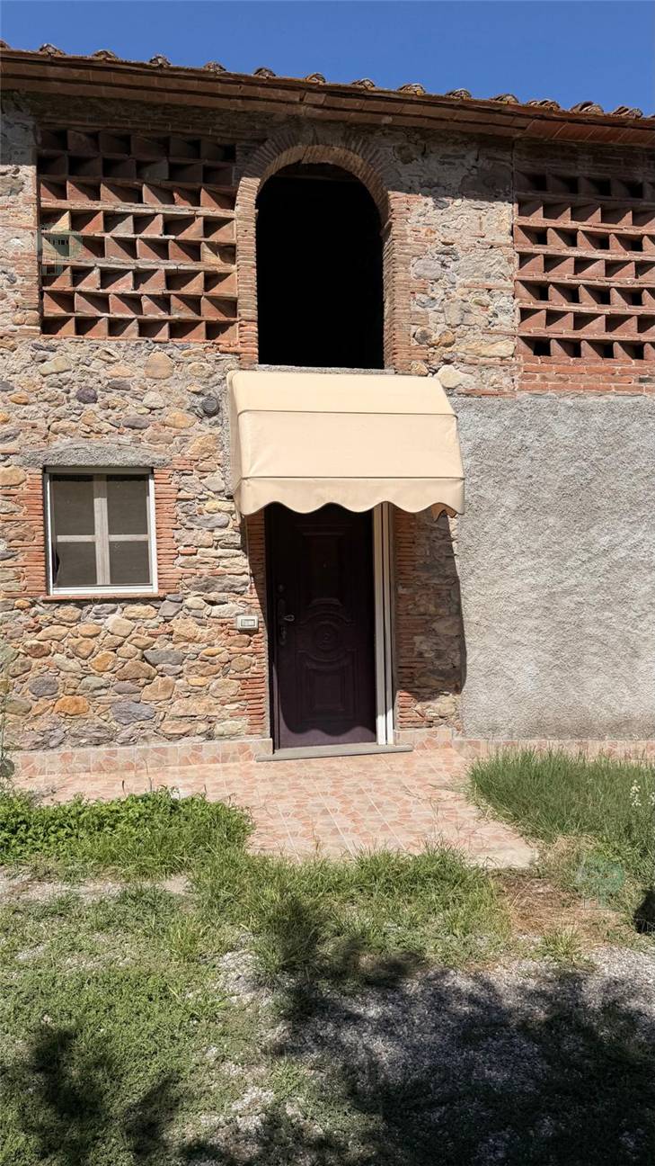 For sale Casale/Cascina/Casa colonica Capannori Castelvecchio #341 n.3