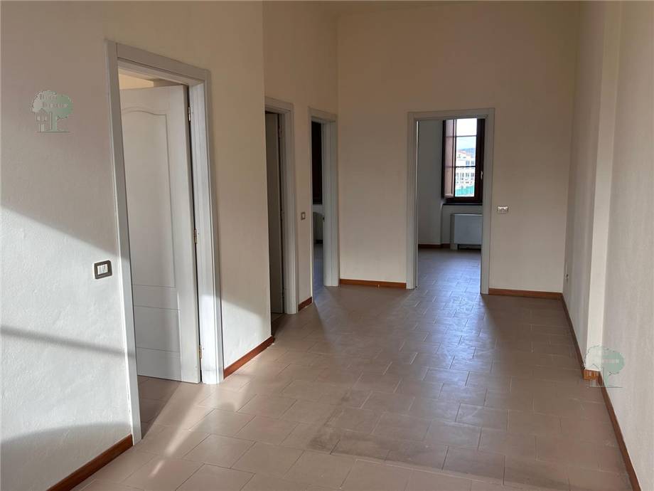 Vendita Ufficio Lucca  #416 n.3