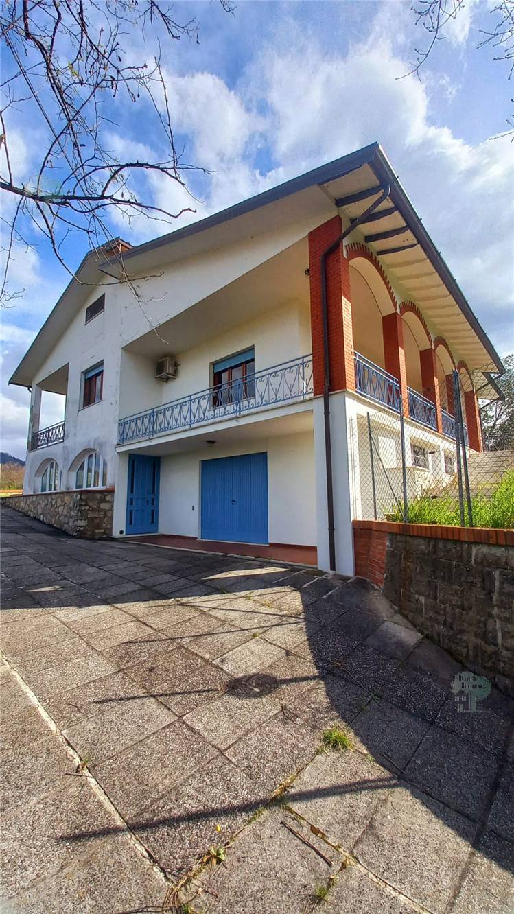 Villa indipendente Capannori 436