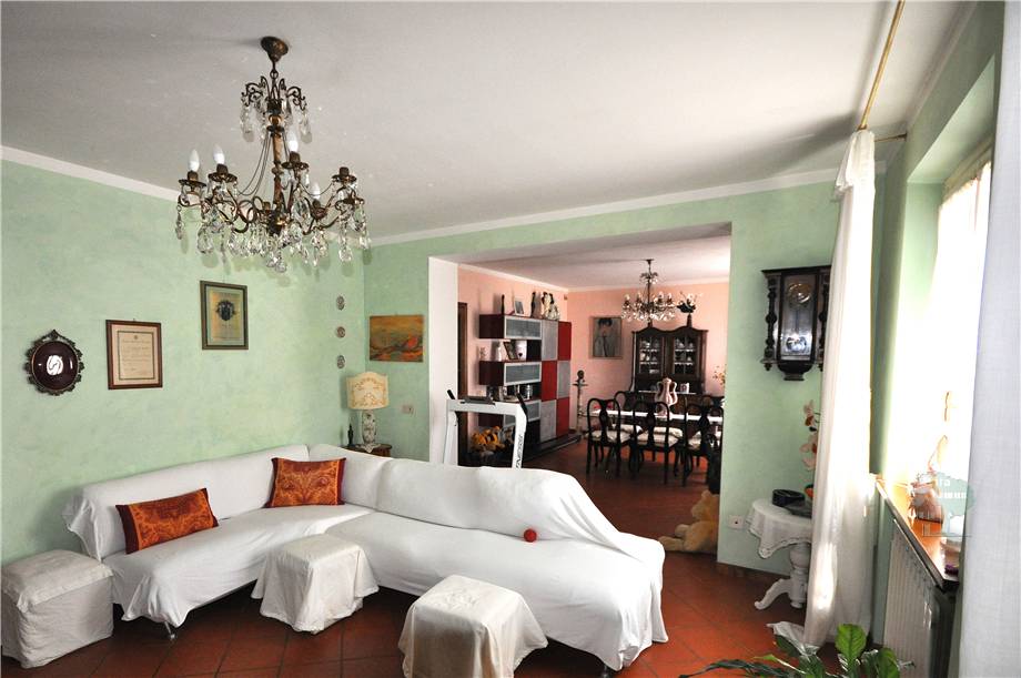 Venta Villa bifamiliar Porcari  #484 n.3
