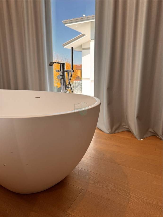 Villa indipendente Massa e Cozzile #2010