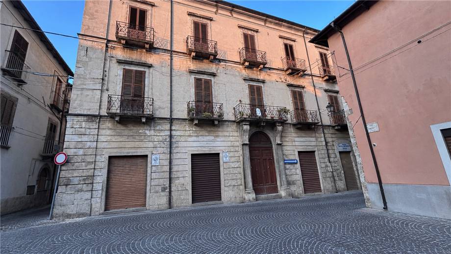 Vendita Stabile/Palazzo Sulmona #SU276 n.1