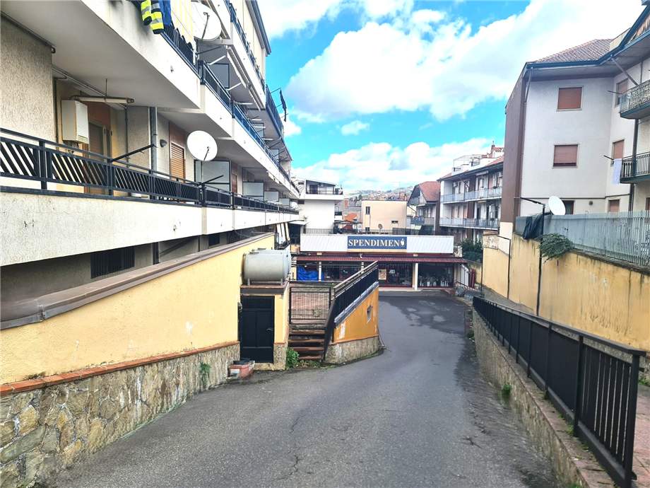 Alquiler Local comercial Bronte  #37 n.2