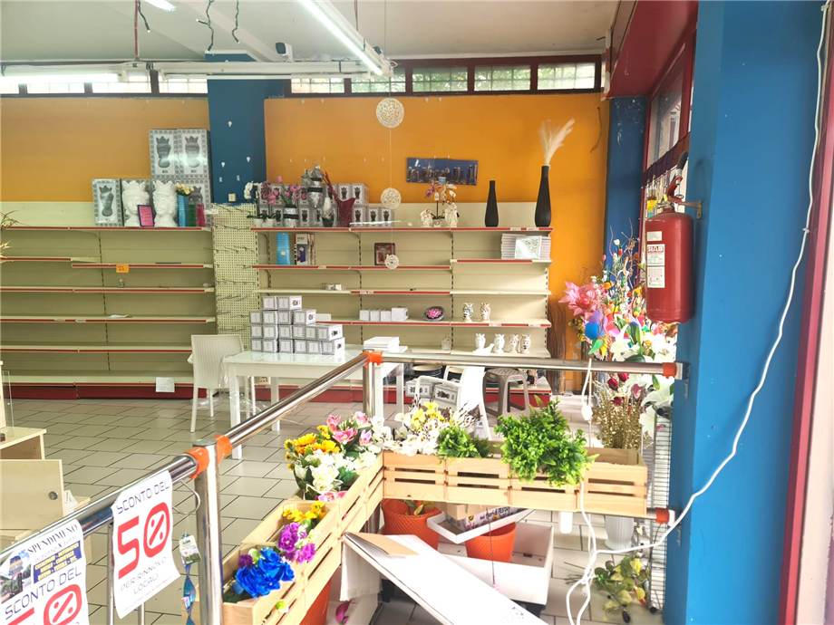 Alquiler Local comercial Bronte  #37 n.4