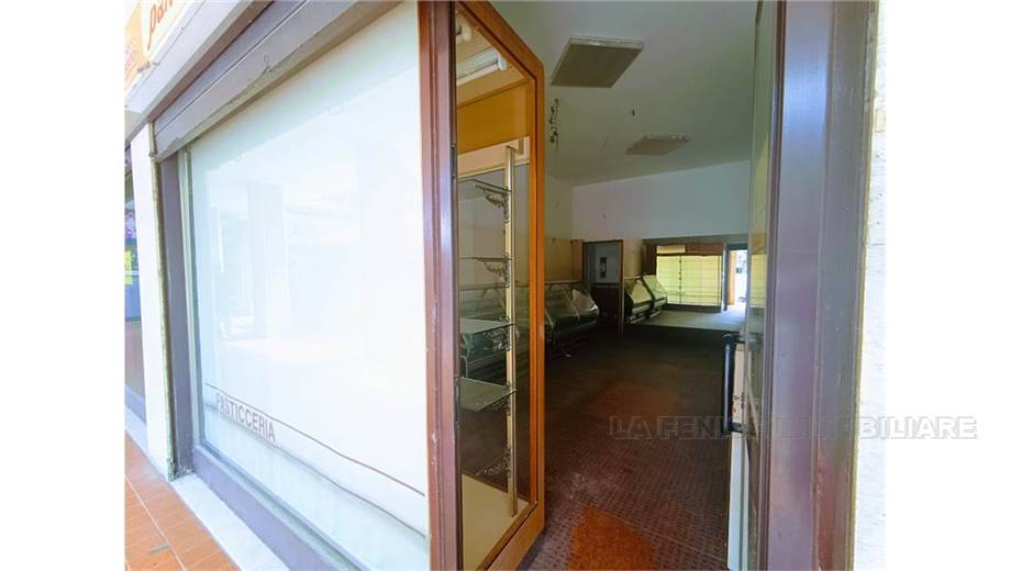 Venta Local comercial Villadossola #55 n.3