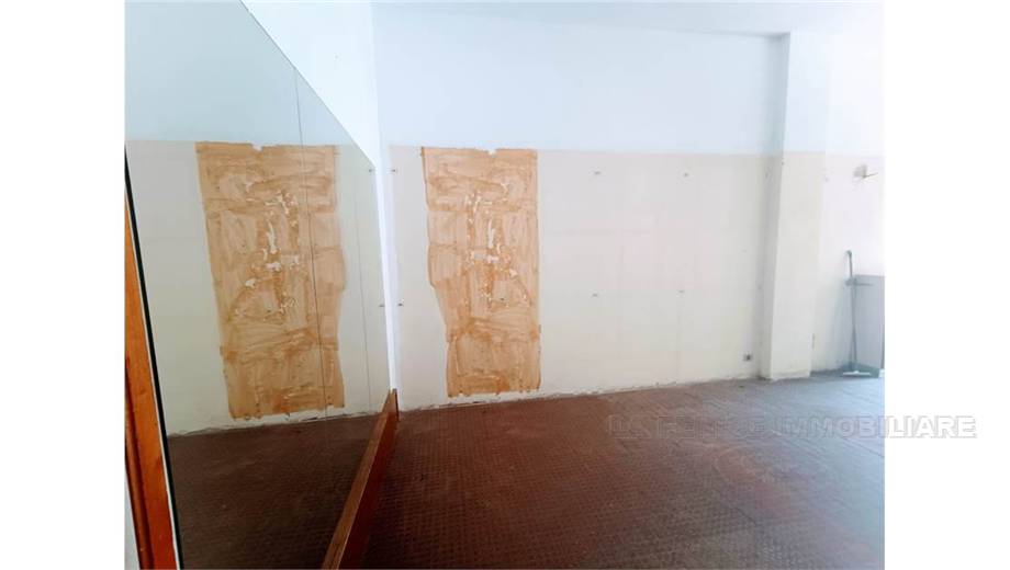Venta Local comercial Villadossola #55 n.4