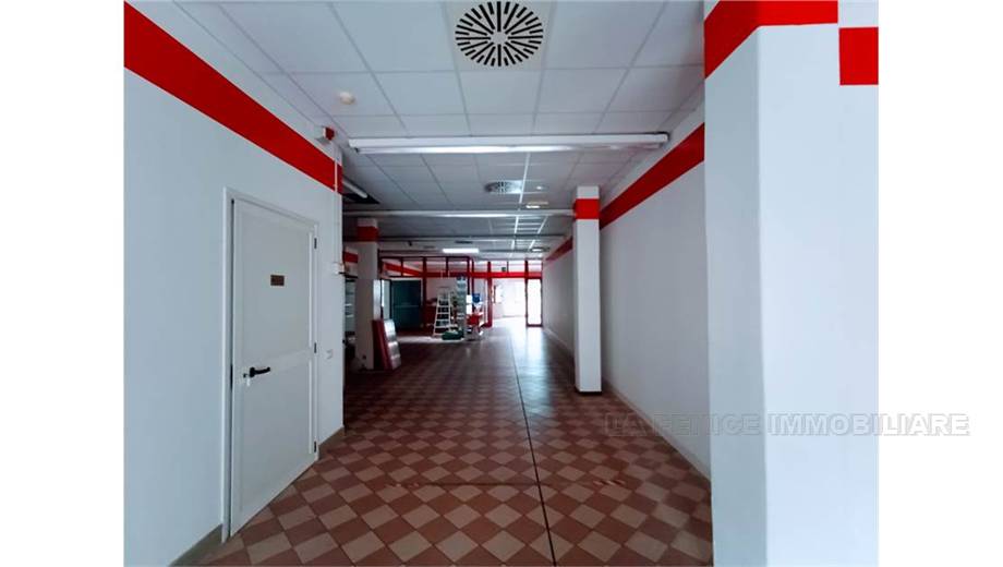 Venta Local comercial Villadossola #70 n.5