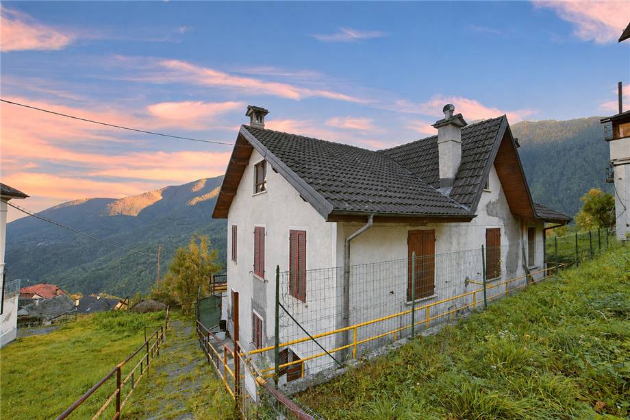 Vendita Casa indipendente Bognanco  #V001426 n.3
