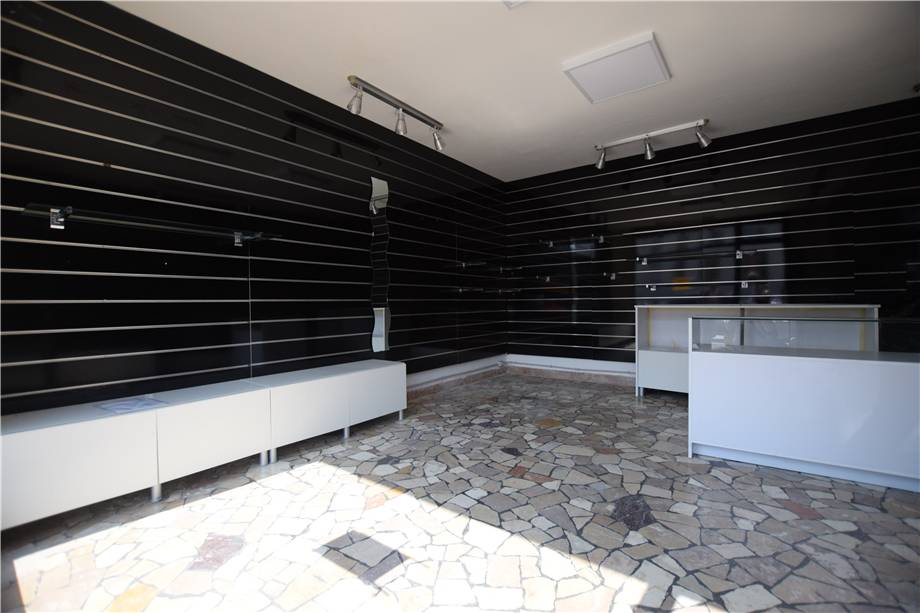 Vendita Commerciale Belluno BELLUNO CENTRO STORICO #362 n.4