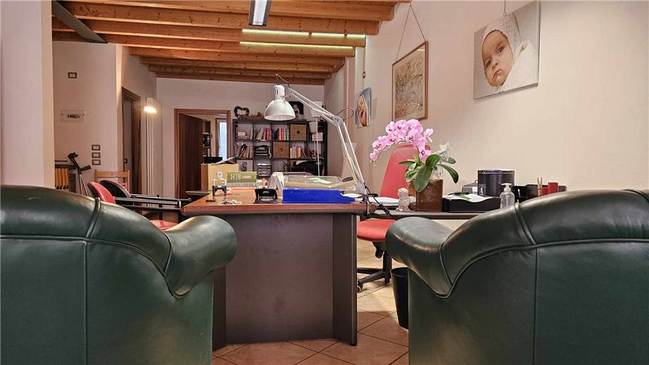 Other commercials Belluno #431