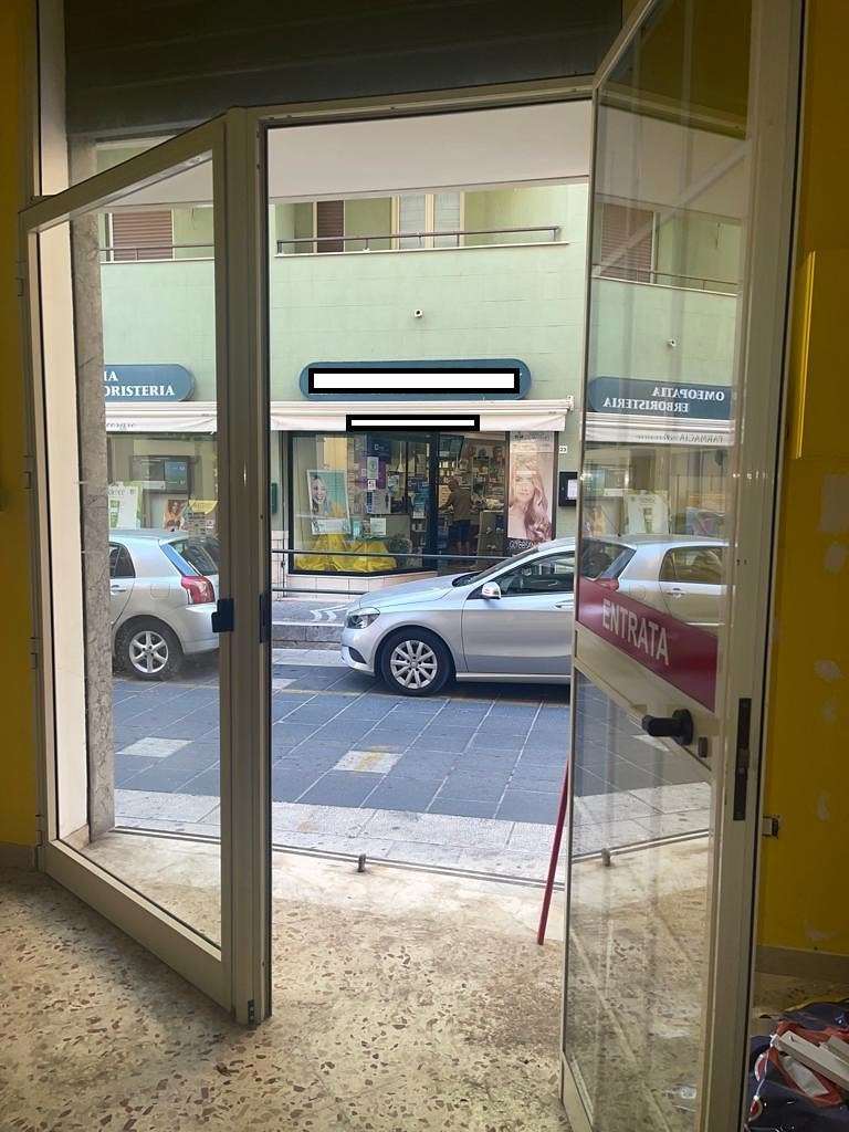 To rent Shop Casteldaccia Centro Storico #CA462 n.2