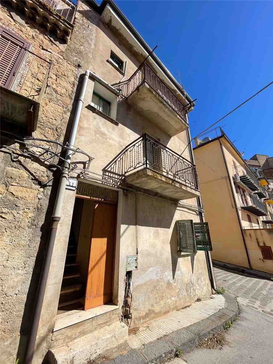 Venta Casa unifamiliar Tusa tusa centro #Tu1 n.9