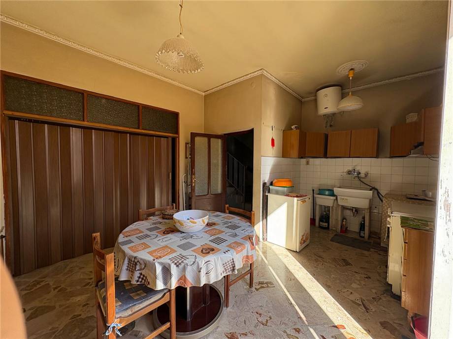 Venta Edificio/Palacio Casteldaccia Svincolo autostradale #CA542 n.3