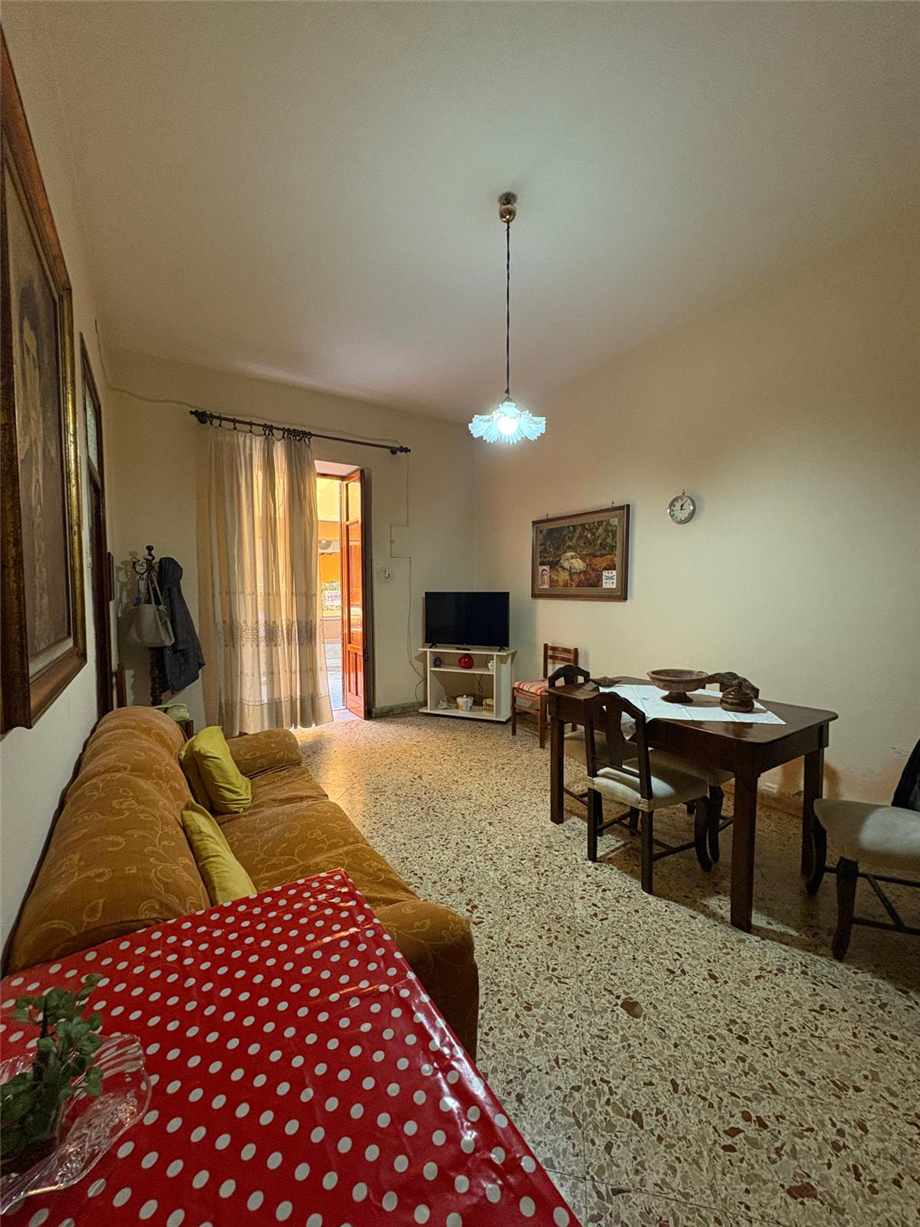 Venta Edificio/Palacio Casteldaccia Svincolo autostradale #CA542 n.8