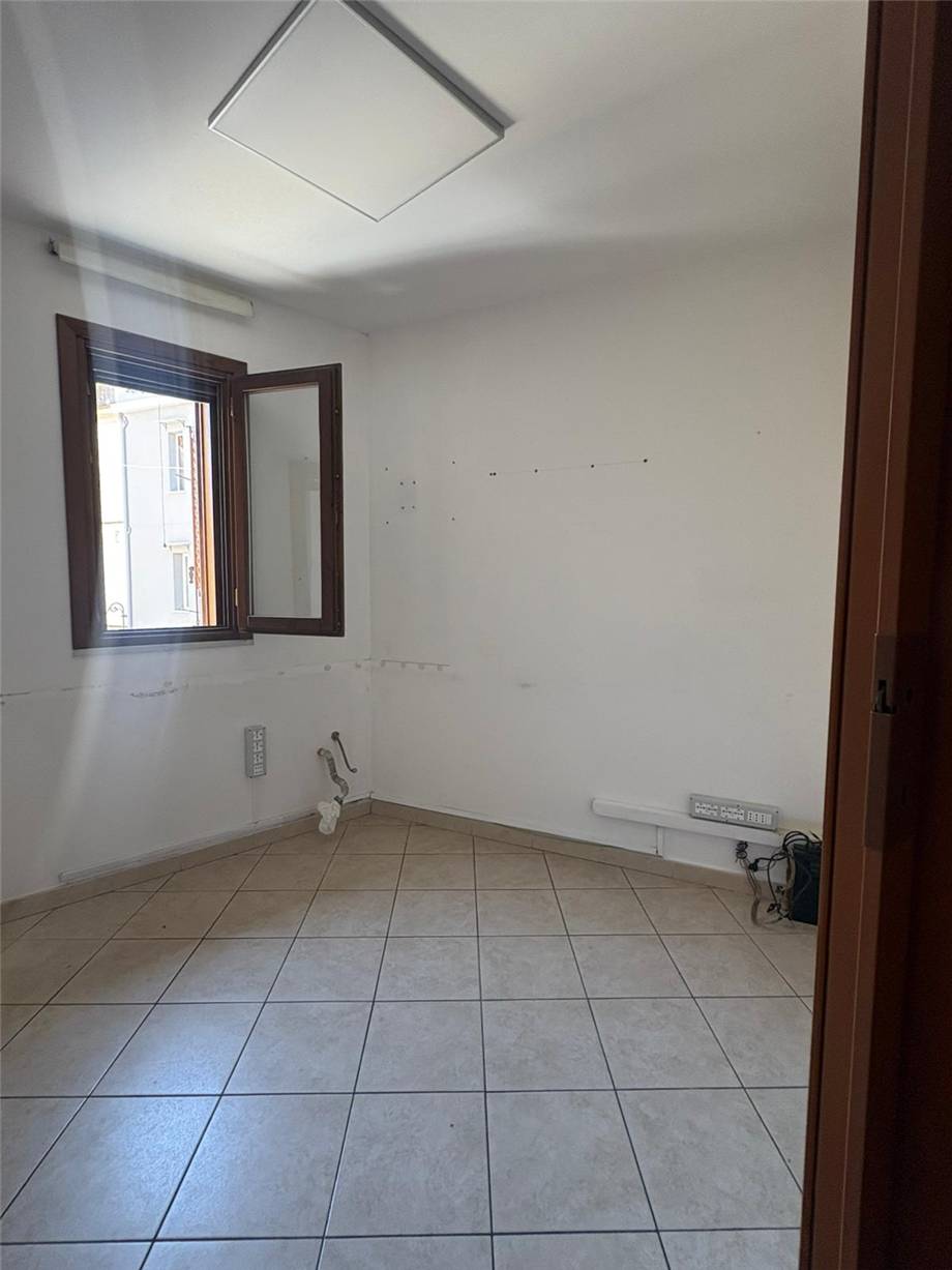 Venta Oficina de representación Casteldaccia Via Lungarini #CA598 n.2
