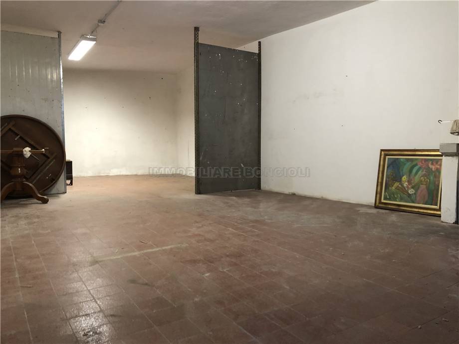 For sale Garage Sanremo via Agosti #GA03 n.2