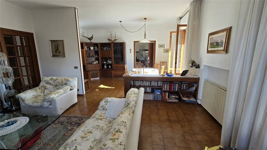 Vendita Appartamento Fucecchio  #1098 n.2