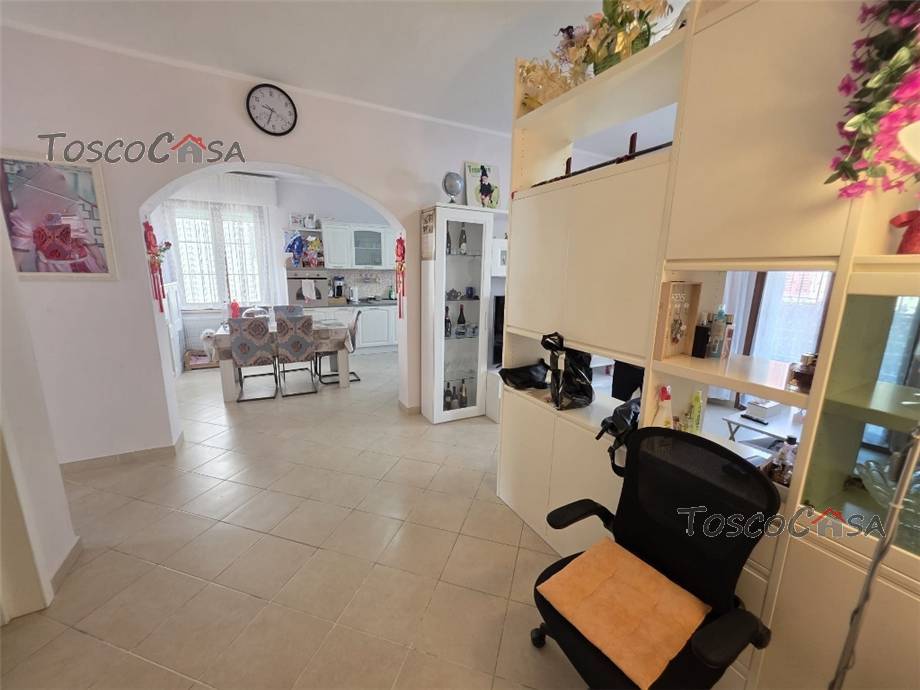 Vendita Appartamento Fucecchio  #1007 n.3