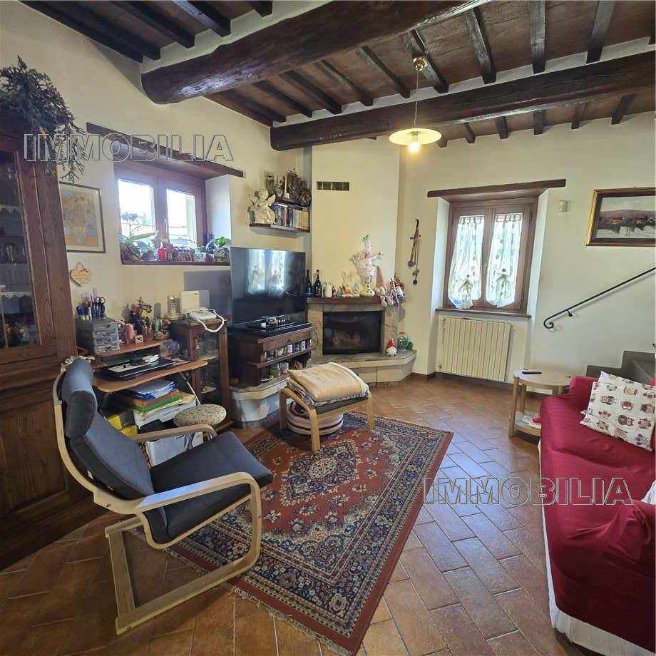 Venta Casa trifamiliar Monterchi  #617 n.2