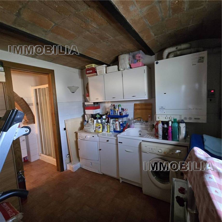 Venta Casa trifamiliar Monterchi  #617 n.7