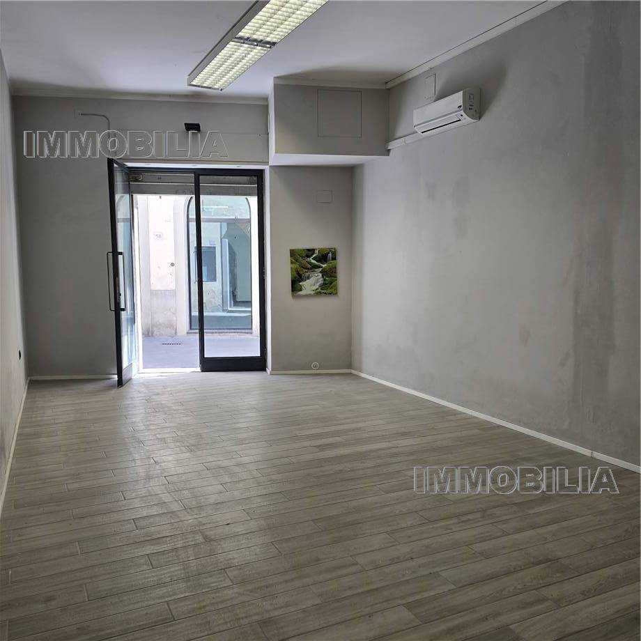 Vendita Negozio Sansepolcro  #626 n.5