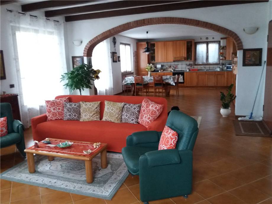 For sale Portion of three-family villa Campo nell'Elba Campo Elba altre zone #4380 n.4