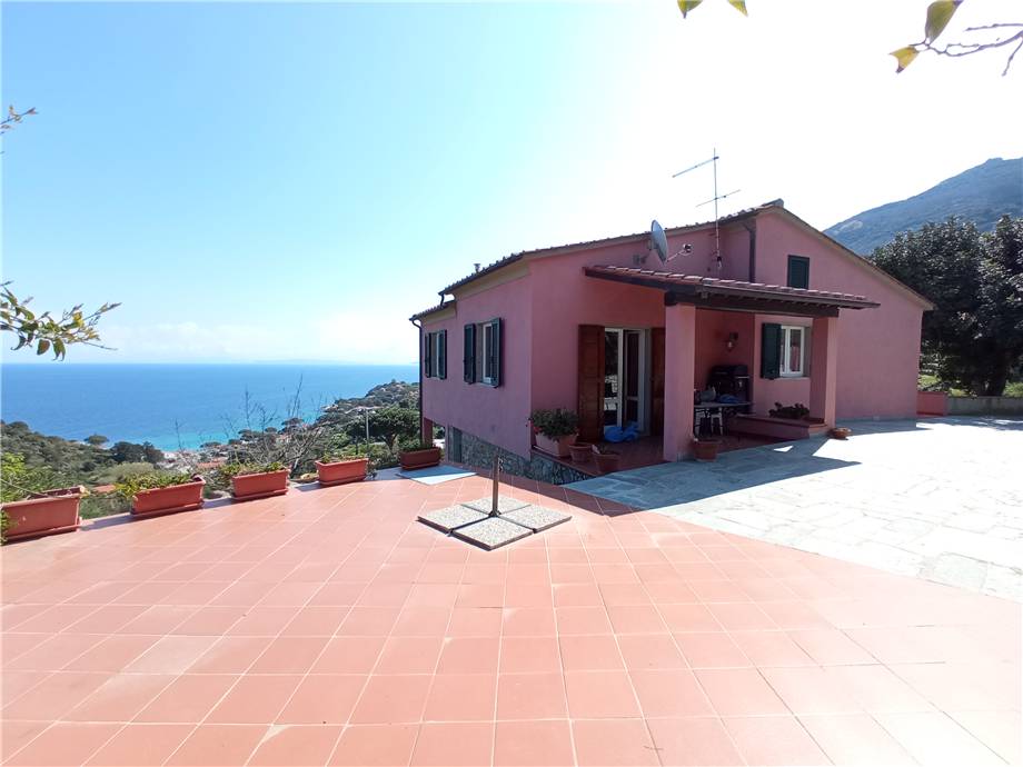 Casa indipendente Marciana 4800
