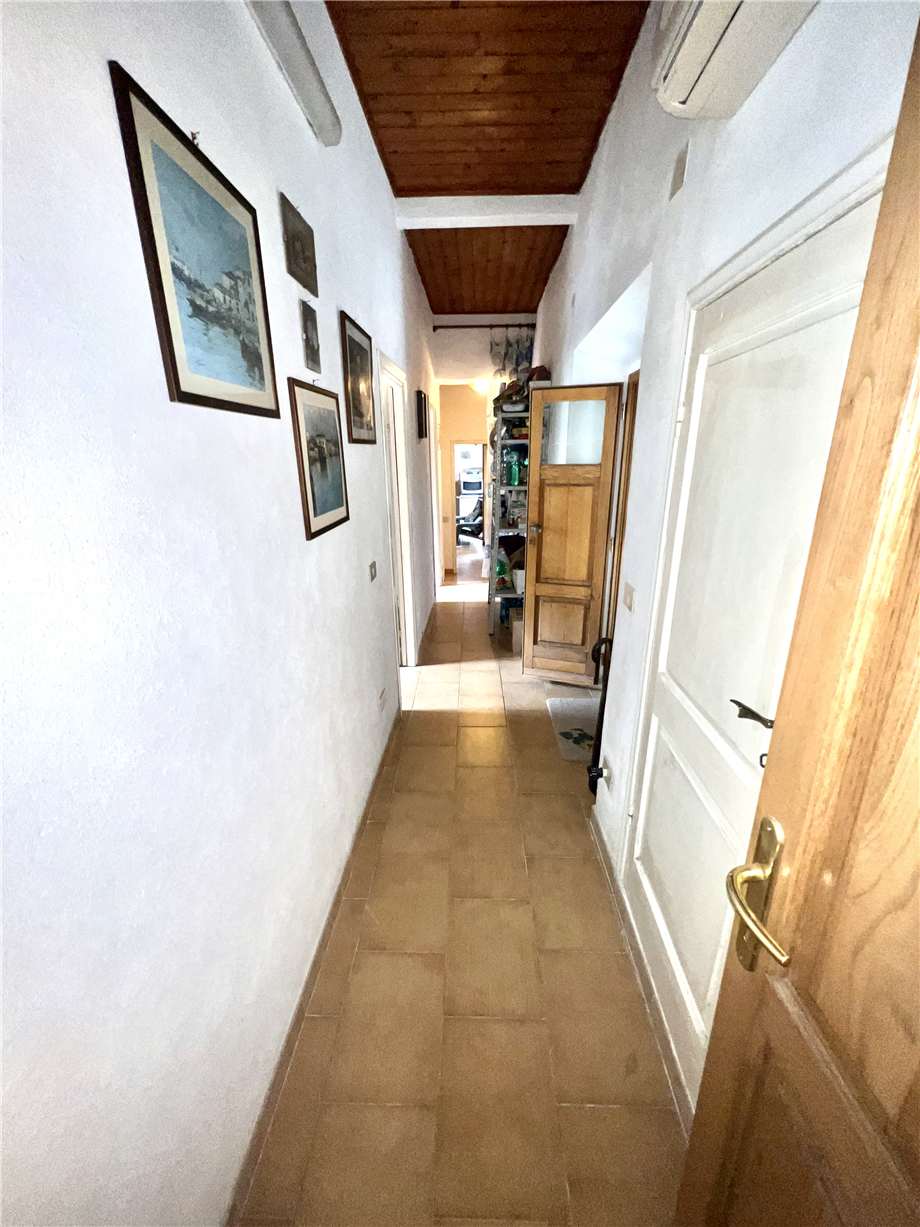 Venta Porción de casa bifamiliar Marciana #4892 n.7