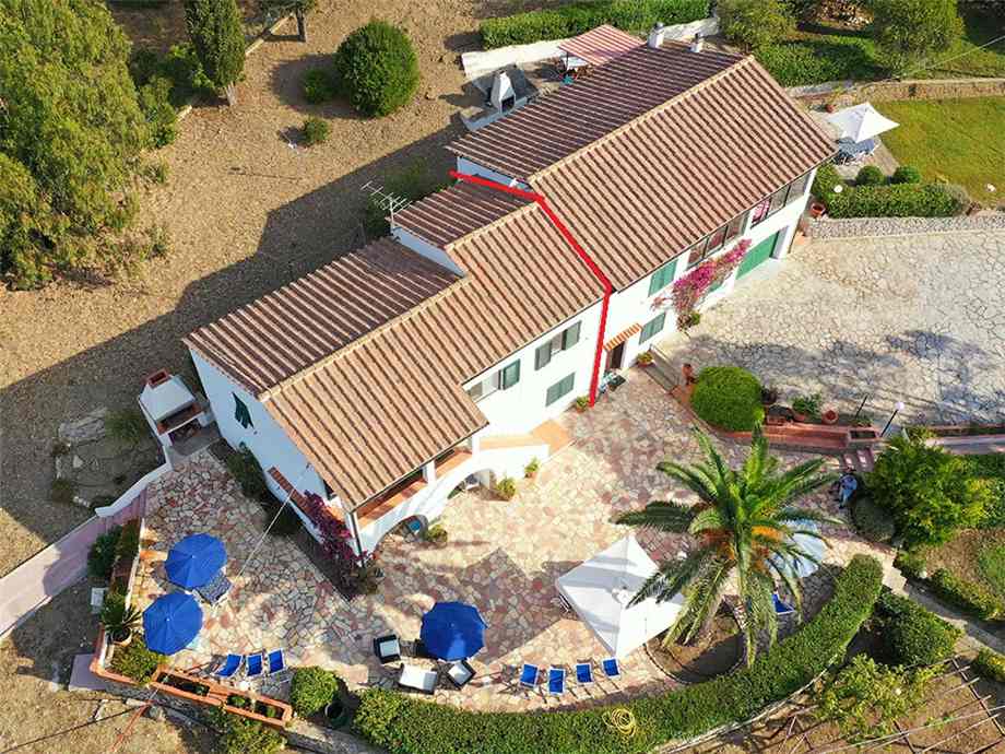Venta Porción de casa bifamiliar Campo nell'Elba Campo Elba altre zone #4982 n.1