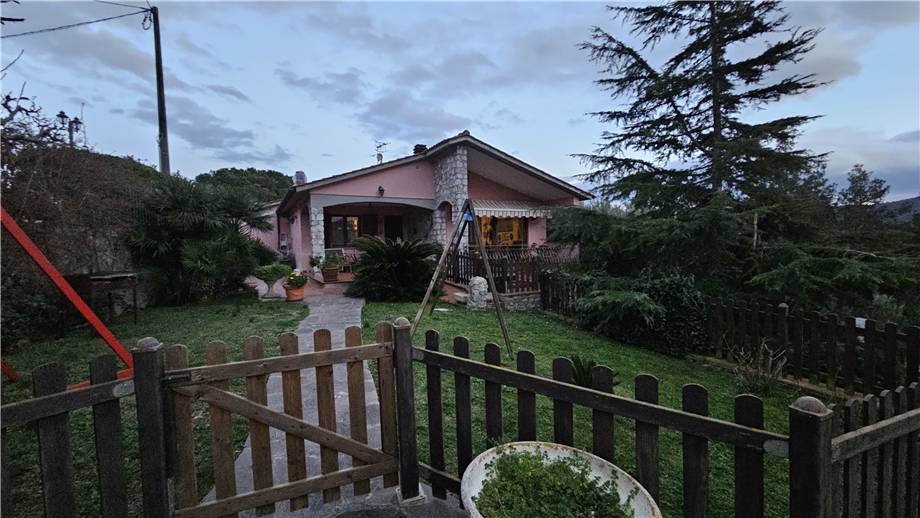 Vendita Porzione di casa bifamiliare Portoferraio  #5098 n.2