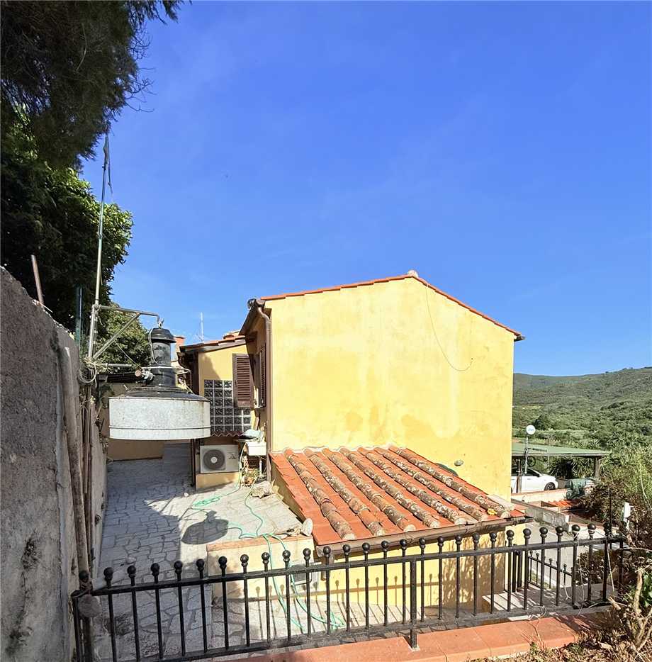Venta Porción de casa bifamiliar Marciana  #5120 n.2