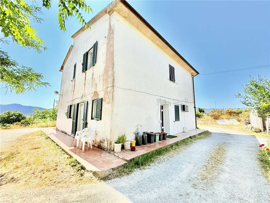Casa trifamiliar Portoferraio 5136