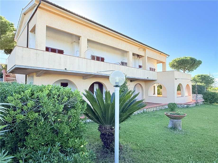 Other Capoliveri 5161