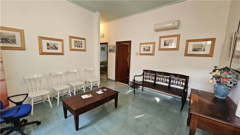 Office Capoliveri 5190