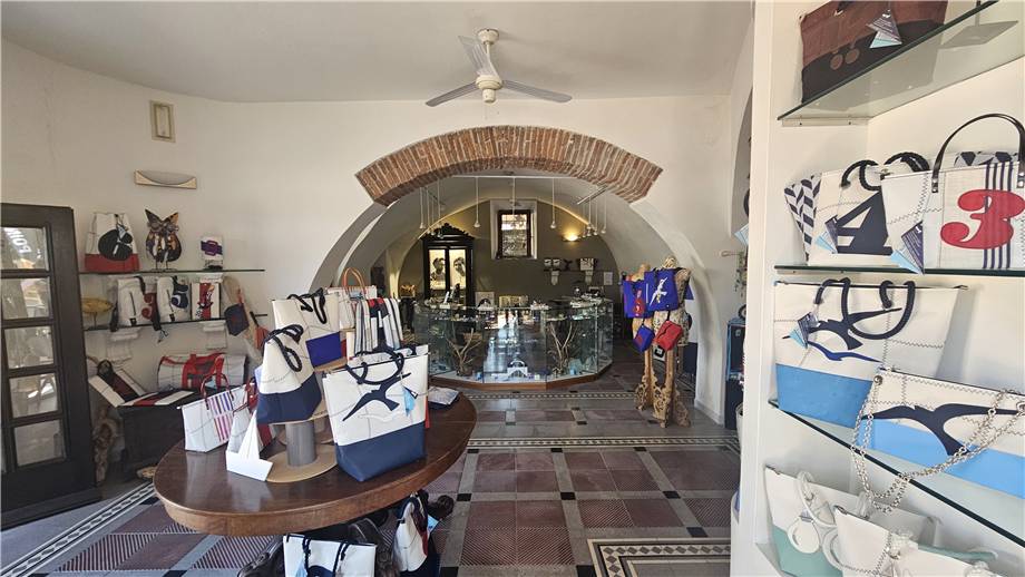 Vendita Negozio Porto Azzurro #5230 n.2