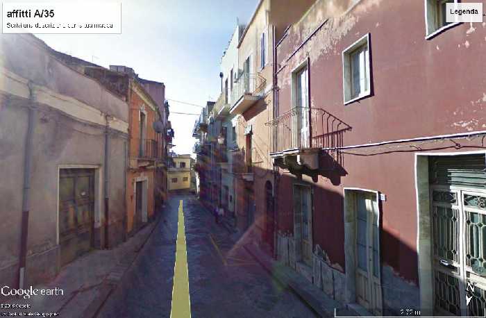 Garaje Biancavilla 74