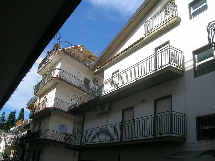 Piso Giardini-Naxos 152
