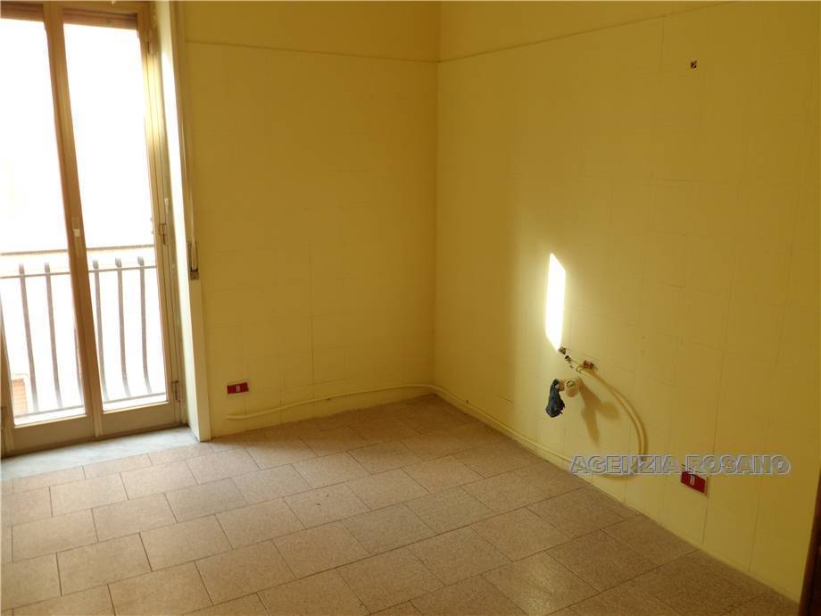 Vendita Appartamento Adrano  #335 n.2