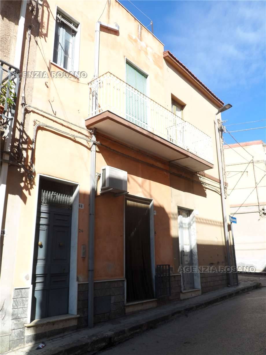 Villa/Casa independiente Biancavilla #2236