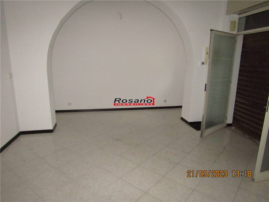Affitto Commerciale Biancavilla  #2483 n.4