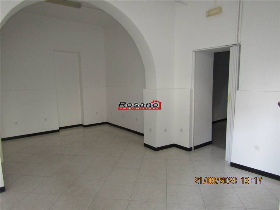 Affitto Commerciale Biancavilla  #2483 n.5