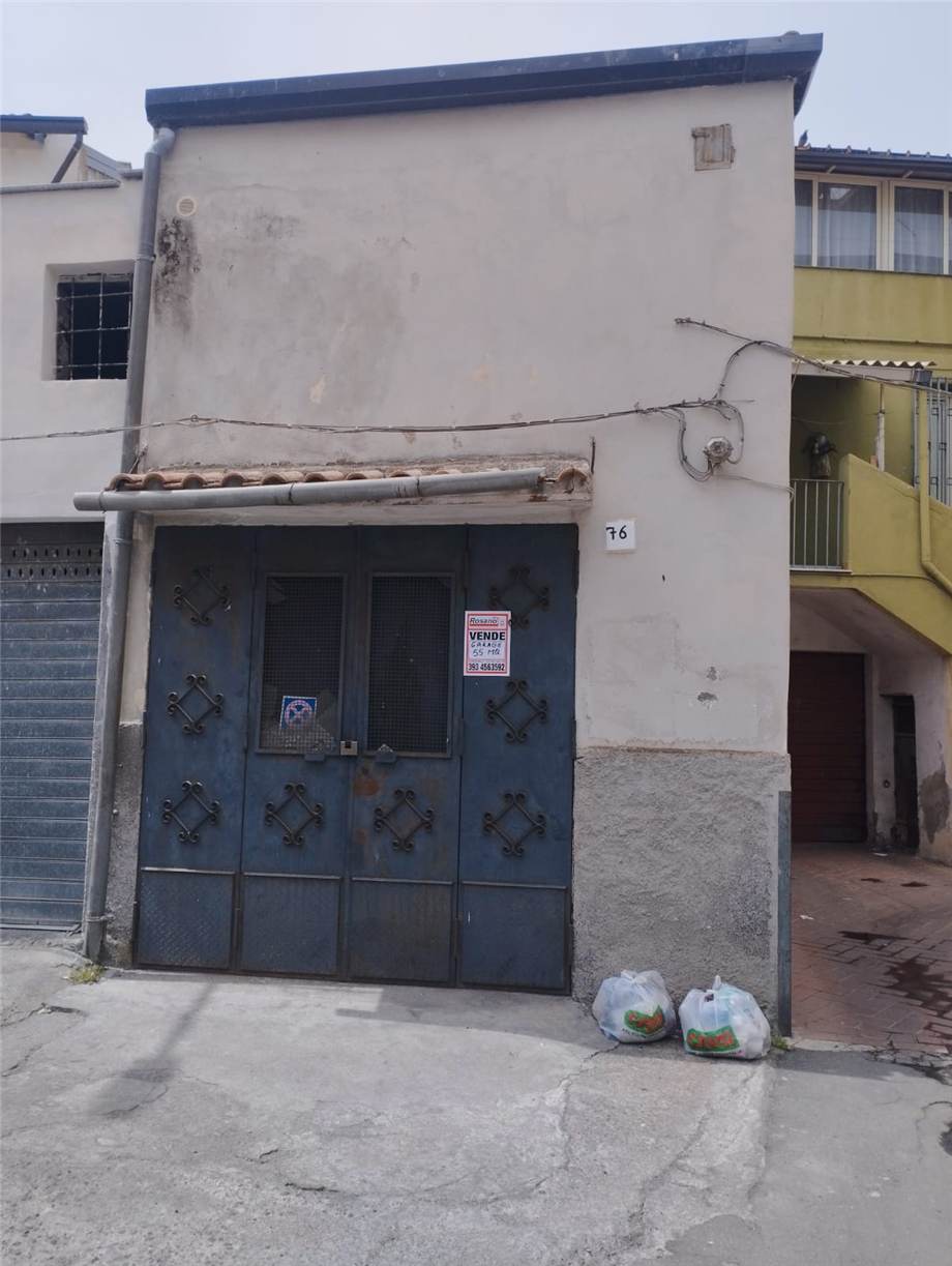 Garage Adrano #2547-1