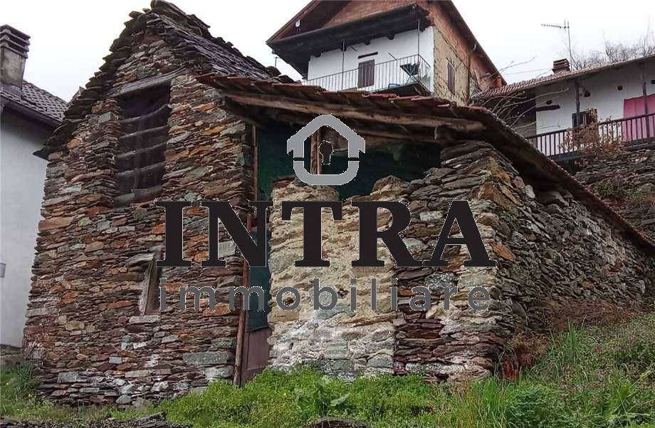 For sale Casale/Cascina/Casa colonica Caprezzo #VB201AI n.1
