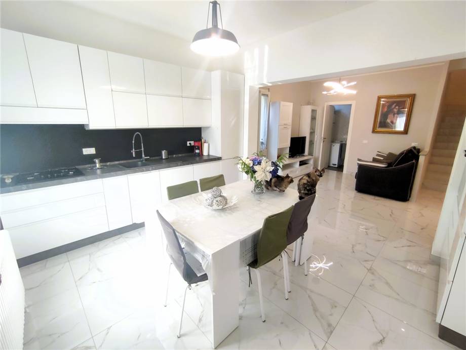 Venta Casa bifamiliar Verbania #VB213AI n.1