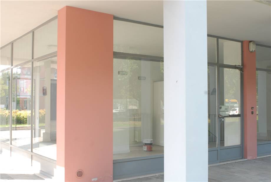 Vendita Commerciale Brescia  #BS3 n.2
