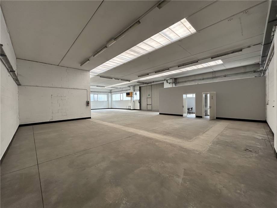 Venta Nave industrial Castelli Calepio TAGLIUNO #CC357 n.1