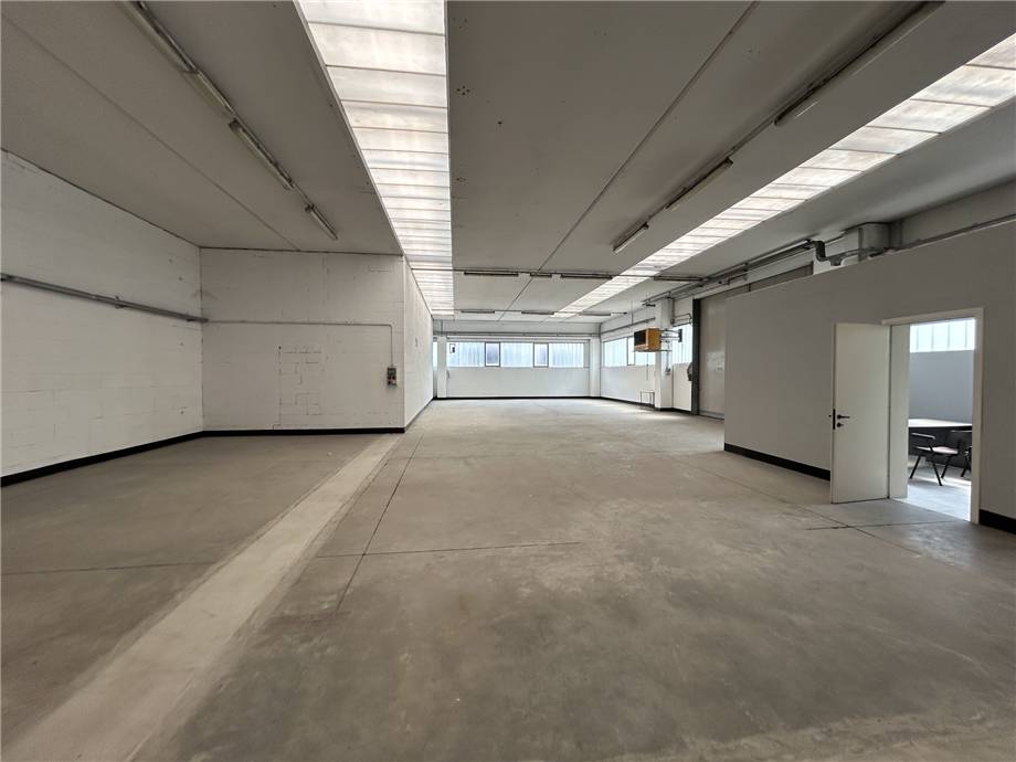 Venta Nave industrial Castelli Calepio TAGLIUNO #CC357 n.2